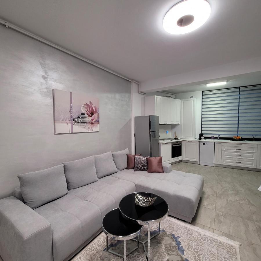 Zen Garden Apartament De Lux Nou Pe Malul Marii 콘스탄차 외부 사진